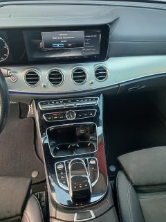 Mercedes-Benz E 350 d Avantgarde Aut. *AMG-Line*Digitales Display*Multibeam*Burmester*