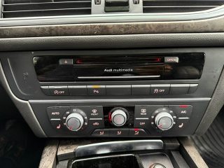 Audi A6 3,0 TDI clean Diesel Quattro S-tronic *Schiebedach*Leder*Bi-Xenon*