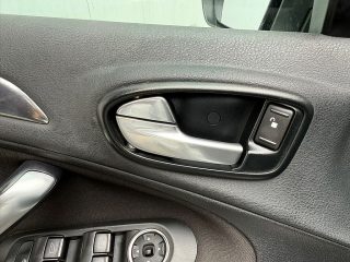 Ford S-MAX Titanium 2,0 TDCi DPF Aut. *Navi*Bluetooth*PDC*
