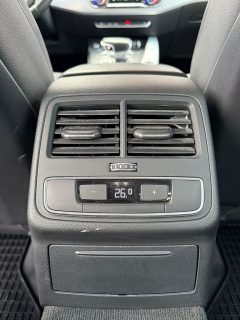 Audi A4 3,0 TDI quattro Sport S-tronic *S-Line*Navi*LED*