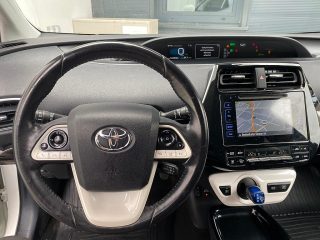 Toyota Prius 1,8 VVT-i Hybrid *Navi*Headup*RFKamera*