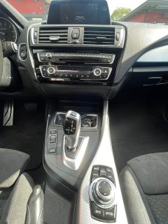 BMW 125i M Sport Aut. *M-Paket*Navi*LED*PDC 2X