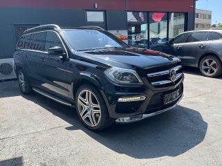 Mercedes-Benz GL 350 BlueTEC 4MATIC Aut. *AMG-Line*7-Sitzer*Navi*Schiebedach*