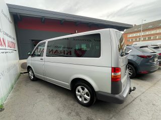 VW T5 Kombi 1,9 TDI Economy D-PF *9-Sitzer*Klima*Radio*AHK*