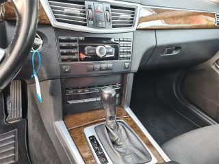 Mercedes-Benz E 200 Elegance CDI Aut. *Navi*Bluetooth*PDC*