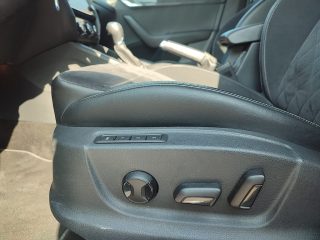 Skoda Octavia Combi RS 2,0 TDI 4x4 DSG *Digitales Cockpit*Navi*Alcantara*Canton*