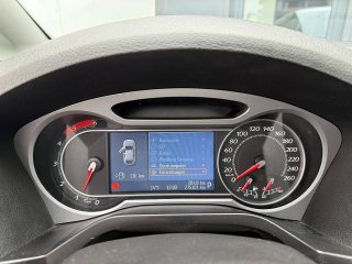 Ford S-MAX Titanium 2,0 TDCi DPF Aut. *Navi*Bluetooth*PDC*