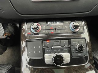 Audi A8 3,0 TDI clean Diesel lang quattro Tiptronic *Mega Voll*