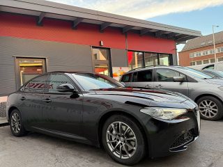 Alfa Romeo Giulia Sprint 2,2 16V 190 AT8 Q4 *Navi*Led*RFKamera