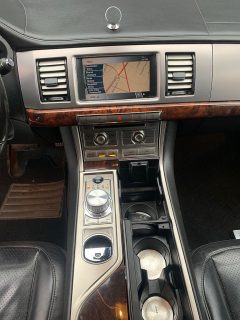 Jaguar XF 2,7 V6 Diesel Premium Luxury