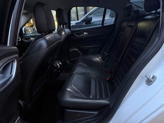 Alfa Romeo Giulia Super 2,2 180 AT RWD