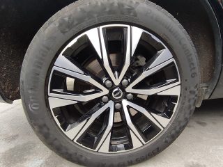 Volvo XC60 B4 Plus Dark AWD *ERSTBESITZ*
