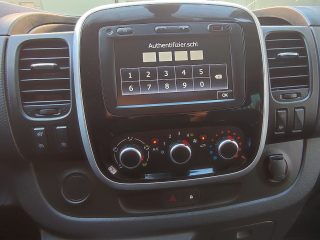 Renault Trafic Expression dCi *9-SITZER*